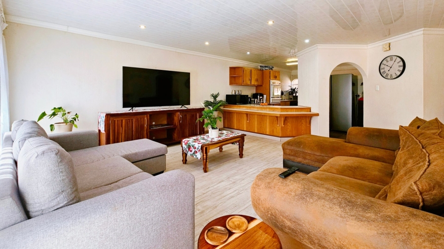 2 Bedroom Property for Sale in Heuwelsig Free State